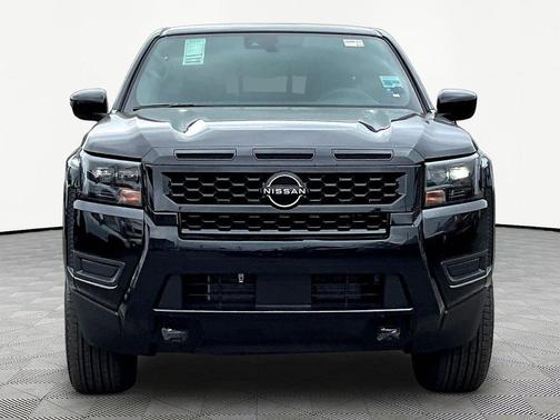 Super Black 2027 Nissan Frontier SV