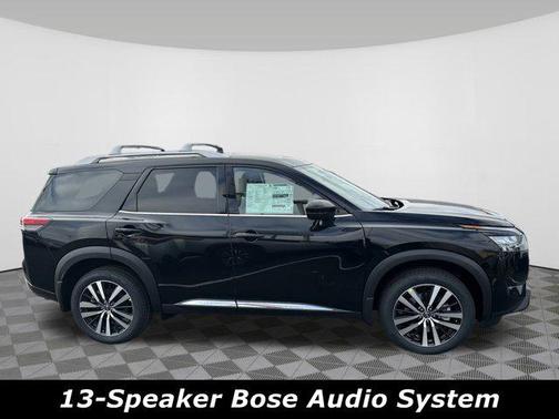 2025 Nissan Pathfinder Platinum 4WD