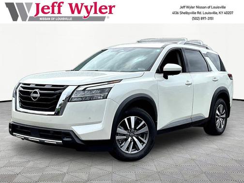 Pearl White Tricoat 2024 Nissan Pathfinder SL 4WD