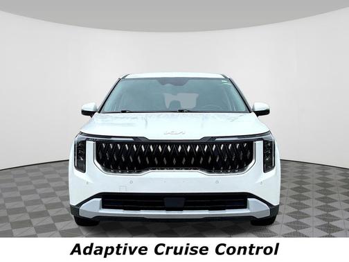 Snow White Pearl 2025 Kia Carnival LXS