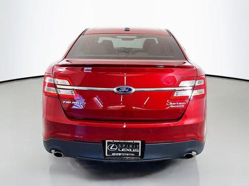 2017 Ford Taurus Limited