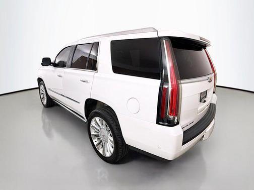2018 Cadillac Escalade Platinum