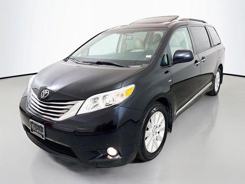 2016 Toyota Sienna XLE
