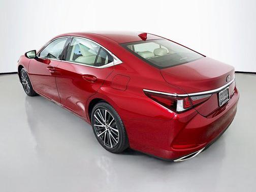 2025 Lexus ES 350 Base