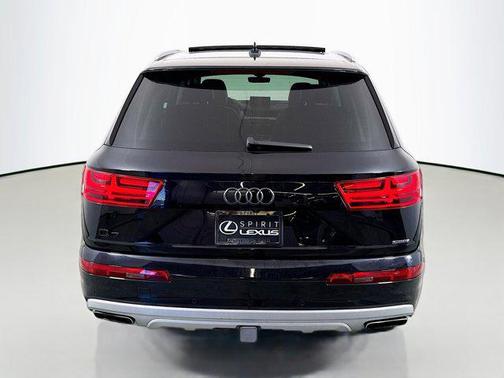 2019 Audi Q7 45 Premium Plus