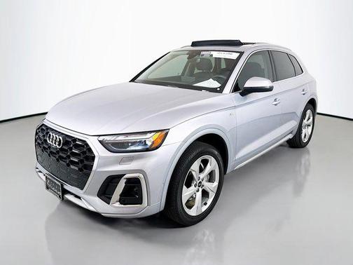 2023 Audi Q5 45 S line Prestige