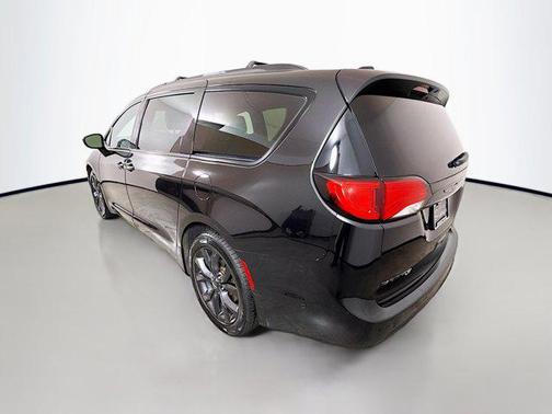 2019 Chrysler Pacifica Touring-L Plus