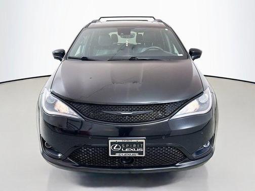2019 Chrysler Pacifica Touring-L Plus