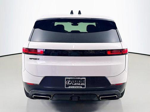 2024 Land Rover Range Rover Sport SE