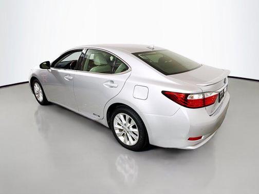 2013 Lexus ES 300h Base