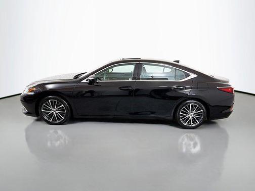 2025 Lexus ES 350 Base