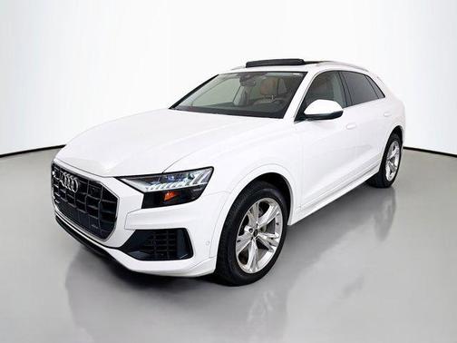 2023 Audi Q8 55 Premium