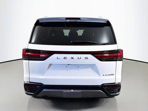 2023 Lexus LX 600 Luxury
