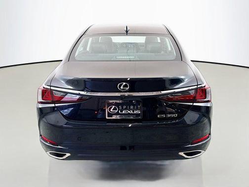 2022 Lexus ES 350 Base