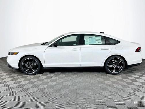 Platinum White Pearl 2026 Honda Accord SE