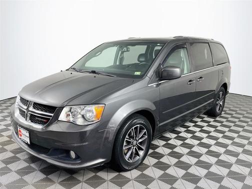 Granite Crystal Metallic Clearcoat 2016 Dodge Grand Caravan SXT