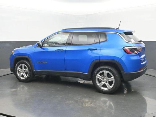 Hydro Blue Pearlcoat 2024 Jeep Compass Latitude