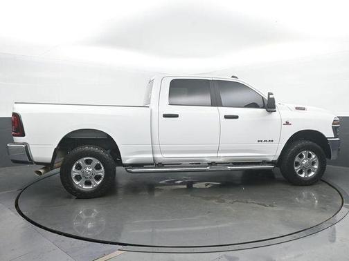 Bright White Clearcoat 2025 RAM 2500 Big Horn