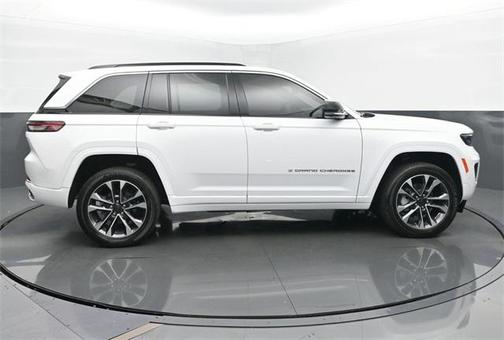2025 Jeep Grand Cherokee Overland