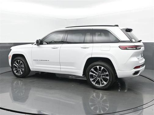 2025 Jeep Grand Cherokee Overland