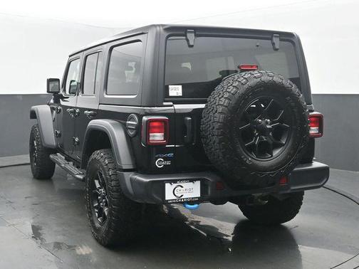 Black Clearcoat 2024 Jeep Wrangler Willys