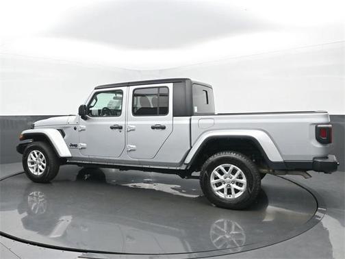 2023 Jeep Gladiator Sport S