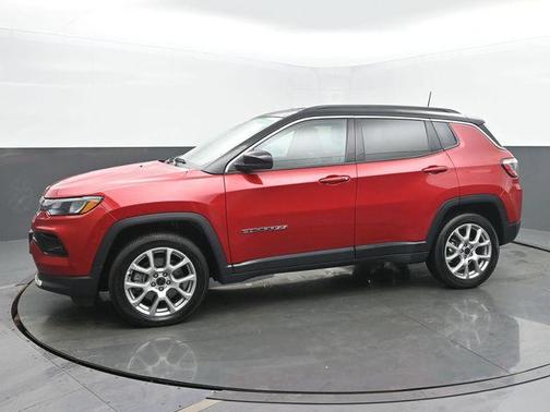 Red Hot Pearlcoat 2025 Jeep Compass Limited