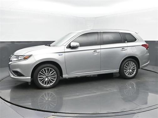 2022 Mitsubishi Outlander PHEV SEL