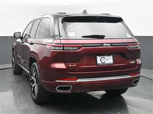 2025 Jeep Grand Cherokee Summit