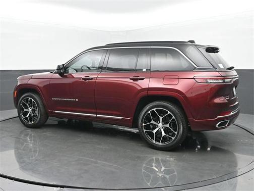 2025 Jeep Grand Cherokee Summit