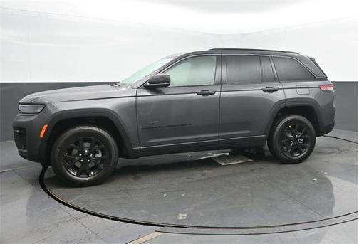 2026 Jeep Grand Cherokee Altitude