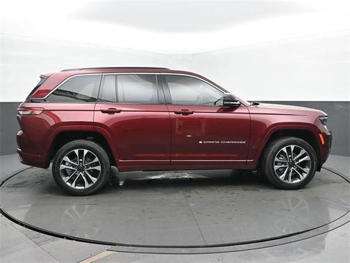 2025 Jeep Grand Cherokee Overland