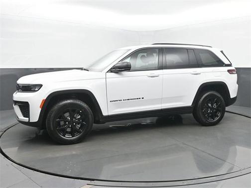 2026 Jeep Grand Cherokee Altitude