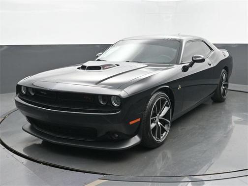2016 Dodge Challenger R/T Scat Pack