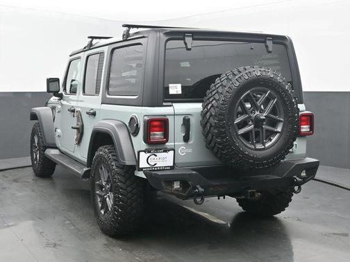 Earl Clearcoat 2024 Jeep Wrangler Sport S