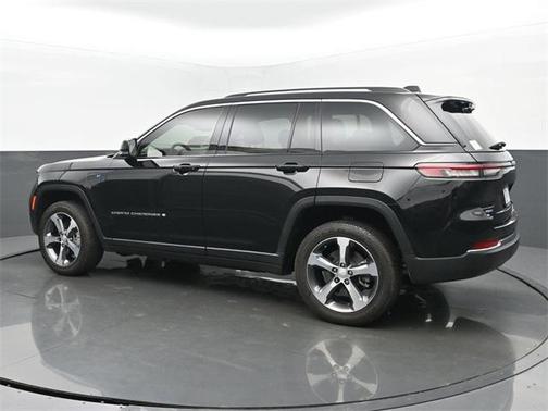 2022 Jeep Grand Cherokee 4xe