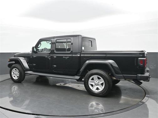 2022 Jeep Gladiator Sport S