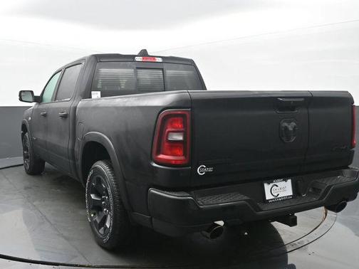 Diamond Black Crystal Pearlcoat 2026 RAM 1500 Big Horn/Lone Star