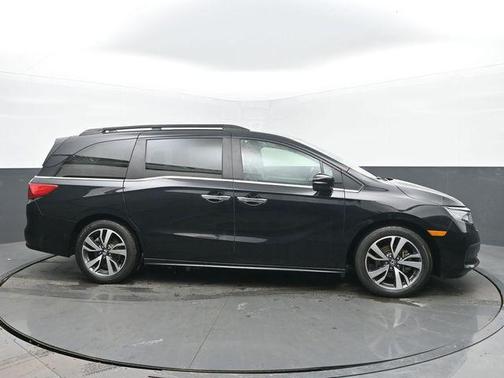Black 2022 Honda Odyssey Touring