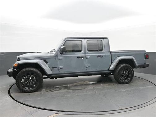 2025 Jeep Gladiator Nighthawk