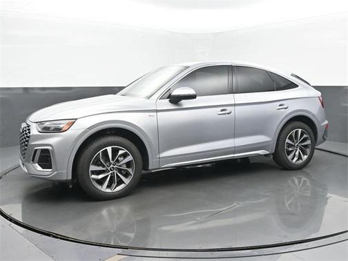 2022 Audi Q5 45 S line Premium