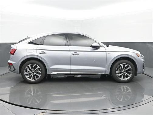 2022 Audi Q5 45 S line Premium