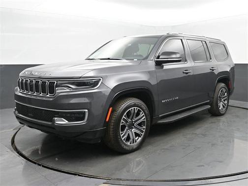2024 Jeep Wagoneer Base