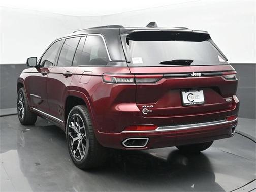 2025 Jeep Grand Cherokee Summit