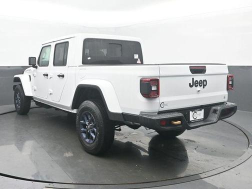 Bright White Clearcoat 2026 Jeep Gladiator 85th Anniversary Edition