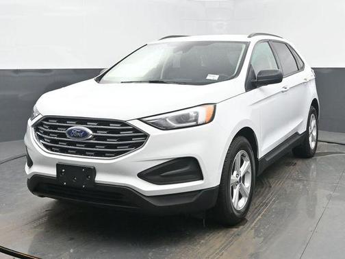 Oxford White 2022 Ford Edge SE
