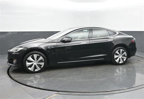 2020 Tesla Model S Long Range