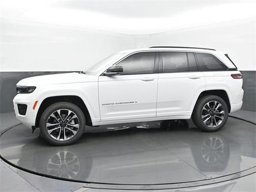 2025 Jeep Grand Cherokee Overland