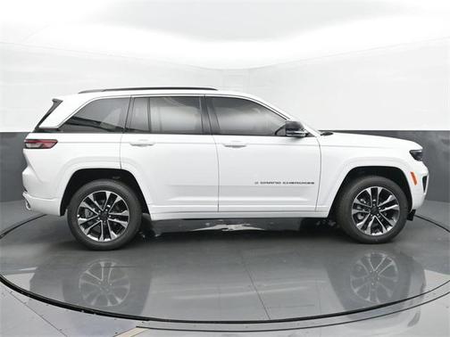 2025 Jeep Grand Cherokee Overland