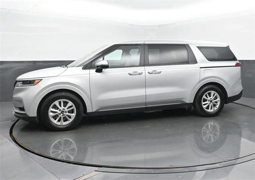 2022 Kia Carnival LXS